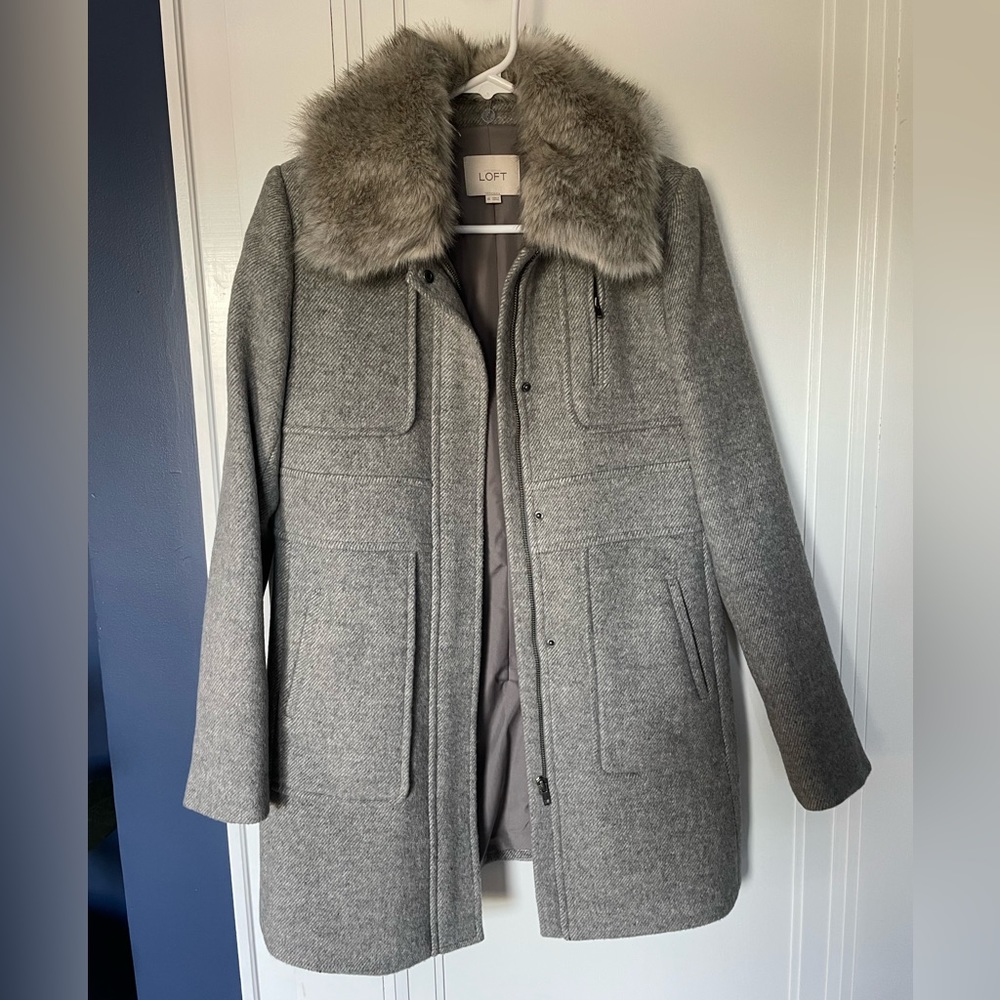 LOFT stadium coat with fur